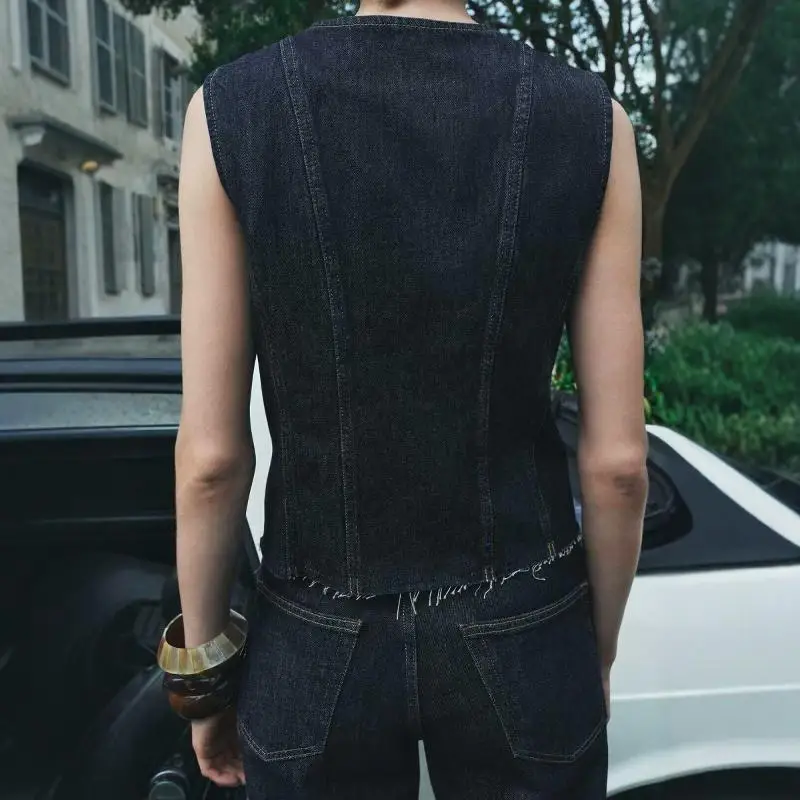 

Faionable round Ne Svel Denim Vest Women's New Autumn Collection Versatile Sle Tassel Detail Cotton Lined Vest