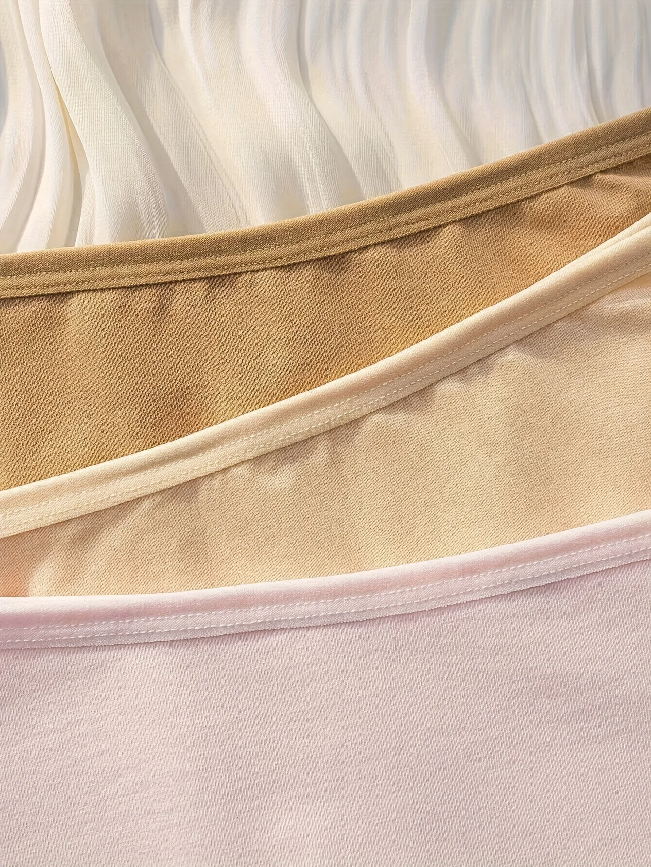 색상이 잘 보이지 않는 혼합 색상 순면 여성용 산뜻한 단색 속옷 6켤레. 여성용 팬티