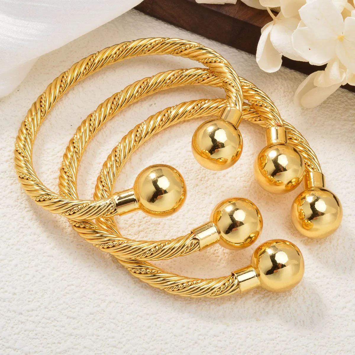 Diana Baby Jewelry on Hand 18K Gold Plated Bangle Women Jewelry Luxury Twist Charms African Cuban Dubai Birthday Gift Female