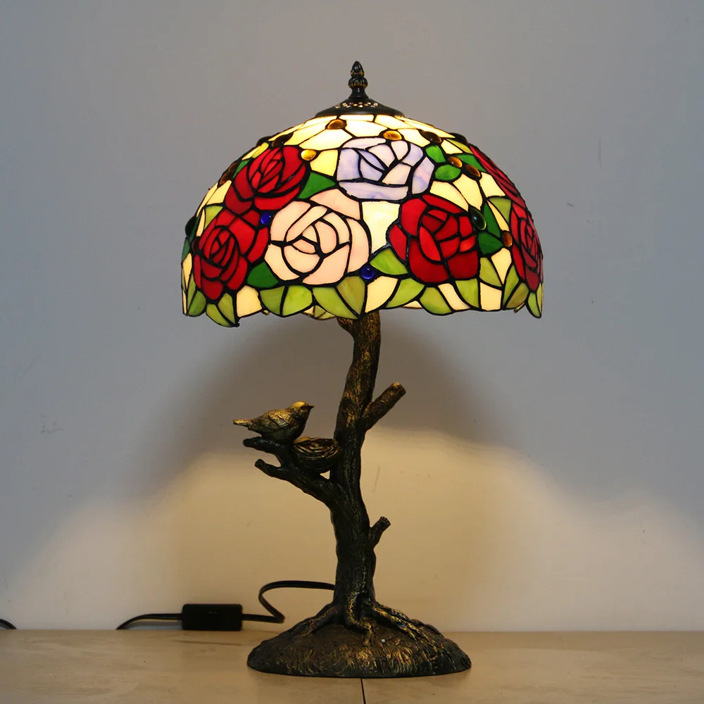 European and American New Products Retro Tiffany Lighting Bedside Interior Decoration Lamp Butterfly Flower Reading Lamp