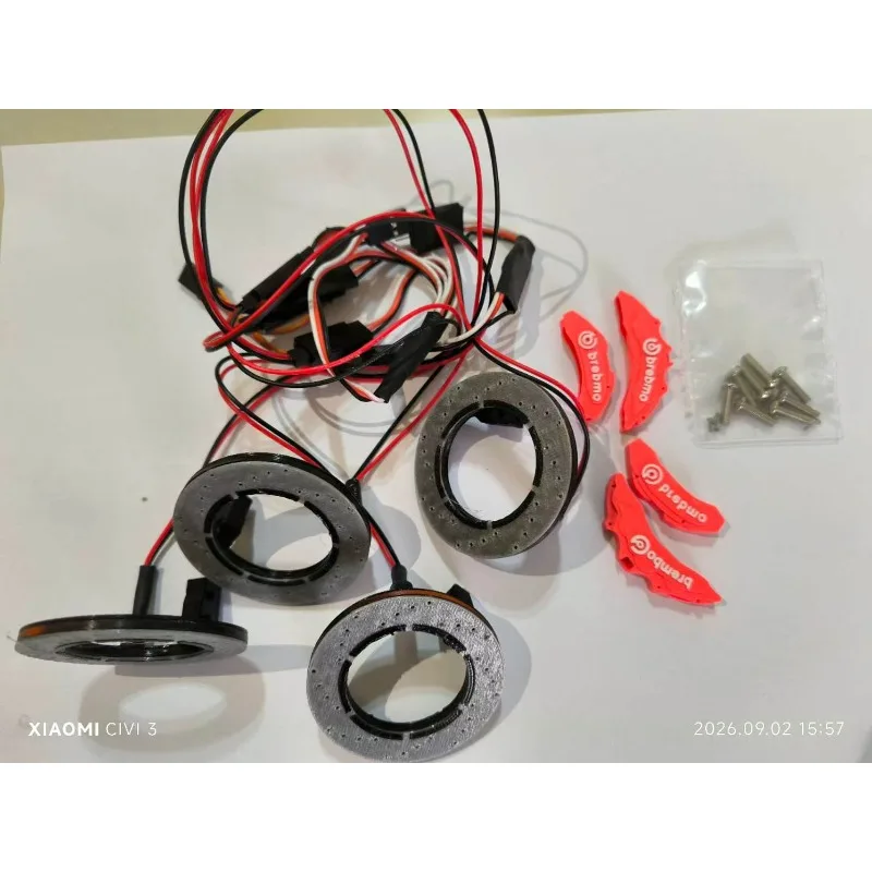 1:7 RC 3D‑Printed light‑up Brake Caliper For MJX 7303/7304,Throttle‑Triggered Lighting Simulate Racing Hot Brake Disc Accessory