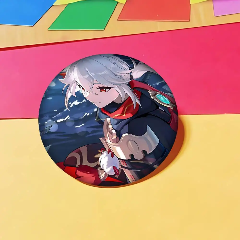 Kaedehara أنيمي Kazuh 32/44/58 مللي متر دبوس يدوي الصنع مستدير مضحك المفاجئة في دبابيس لحقيبة الظهر Cothes اكسسوارات شارة قبعة الديكور #4