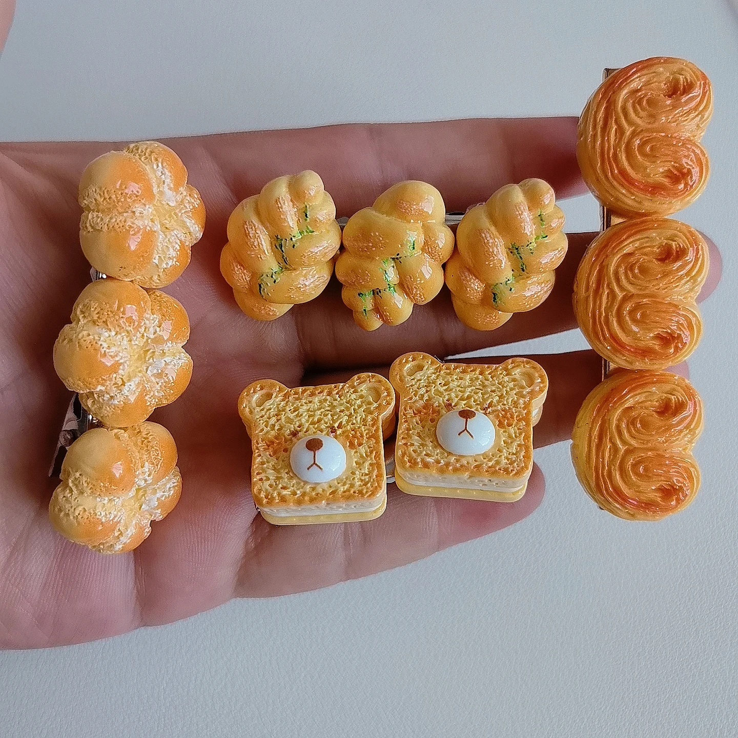 Kawaii Cartoon Cake Bread Biscuit Hair Clips for Women Hair Barrettes Elegant Trendy Hair Pin