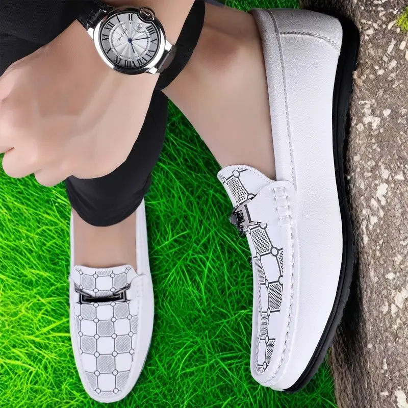 New four-season universal beanie men's shoes outdoor lazy people pedal men's daily casual leather shoes and driving shoes