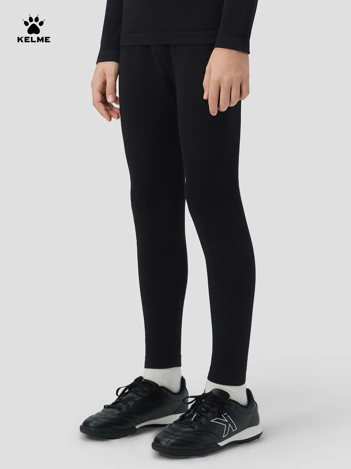 Calças de secagem rápida para crianças Kelme, conjunto de malha para esportes ao ar livre, calças quentes à prova de vento para treinamento diário para meninos e meninas