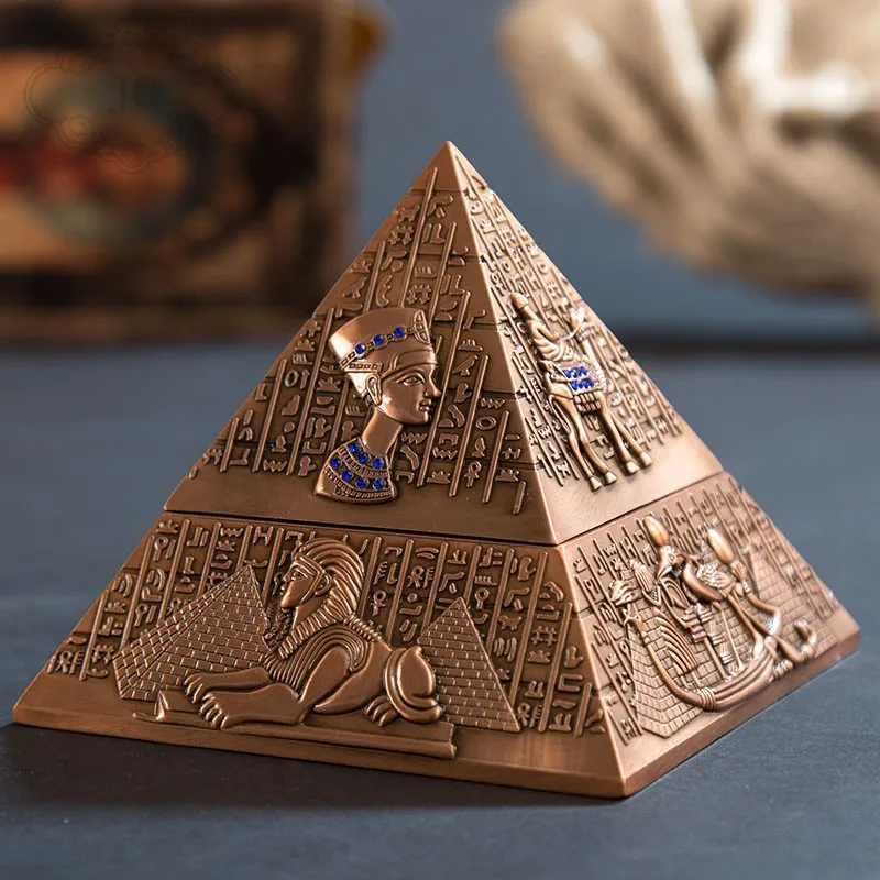 Ancient Egyptian Pyramids Ashtray Room Decor Creative Handicraft Art Ornament Home Decoration Accessories Men\'S Gift Sculptures