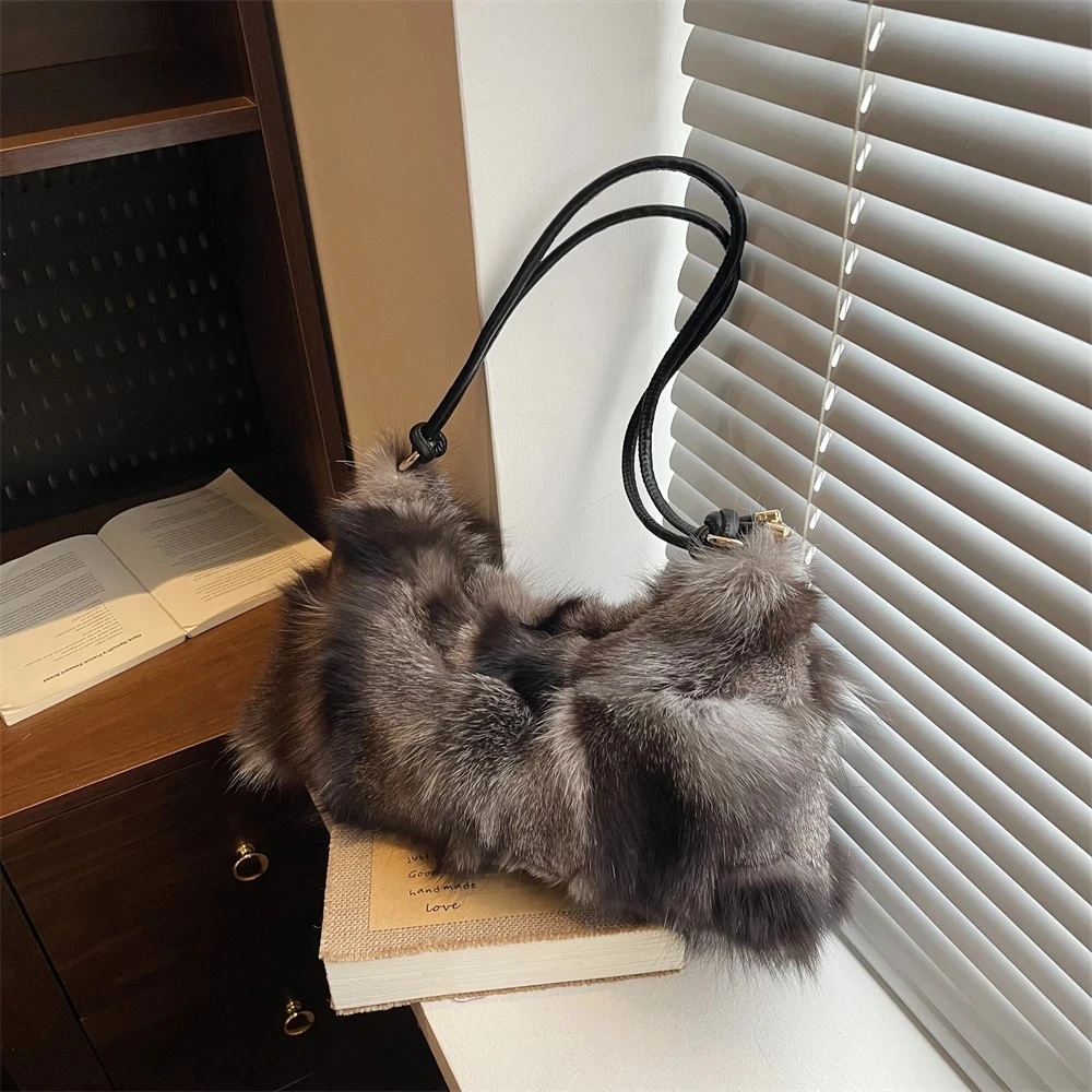 Winter Fox Fur Bag Women's Bag Fashion Handbag Ladies Bags Purses Women Shoulder Bag Real Silver Fox Fur Messenger Bags