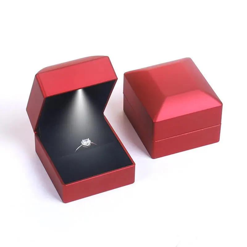[New] LED Jewelry Box For Engagement Ring Display Gift Case Packaging Showcase Boxes With Light Storage Cases
