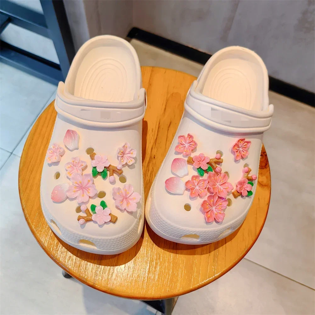 إبزيم الحذاء قباقيب لطيفة إكسسوارات الأحذية سحر الموضة الشعبية للفتيات البتلة وفرع الصنادل هدايا الحفلات الزخرفية #3