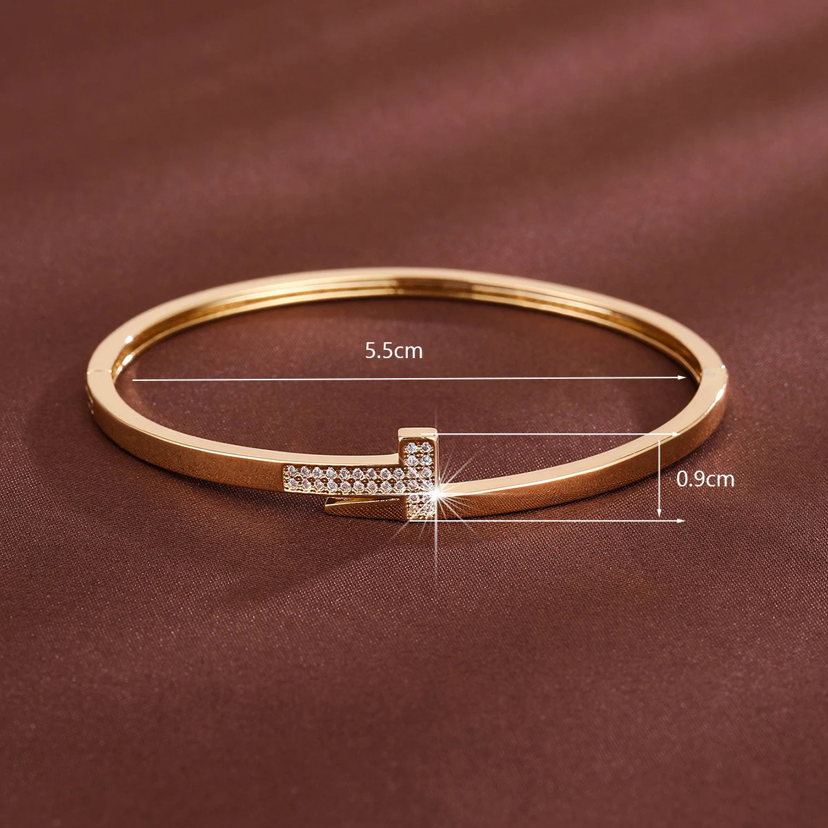 Eenvoudige T-letter ontwerp synthetische zirkonia damesarmband voor dagelijks cadeau geven van sieradenaccessoires