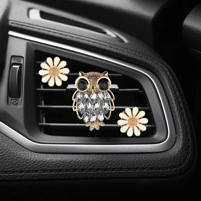 Crystal Owl Chrysanthemum Design Car Fresheners Women Air Vent Flavoring Smell Auto Accessories Interior Vehicle Diffuser Decor