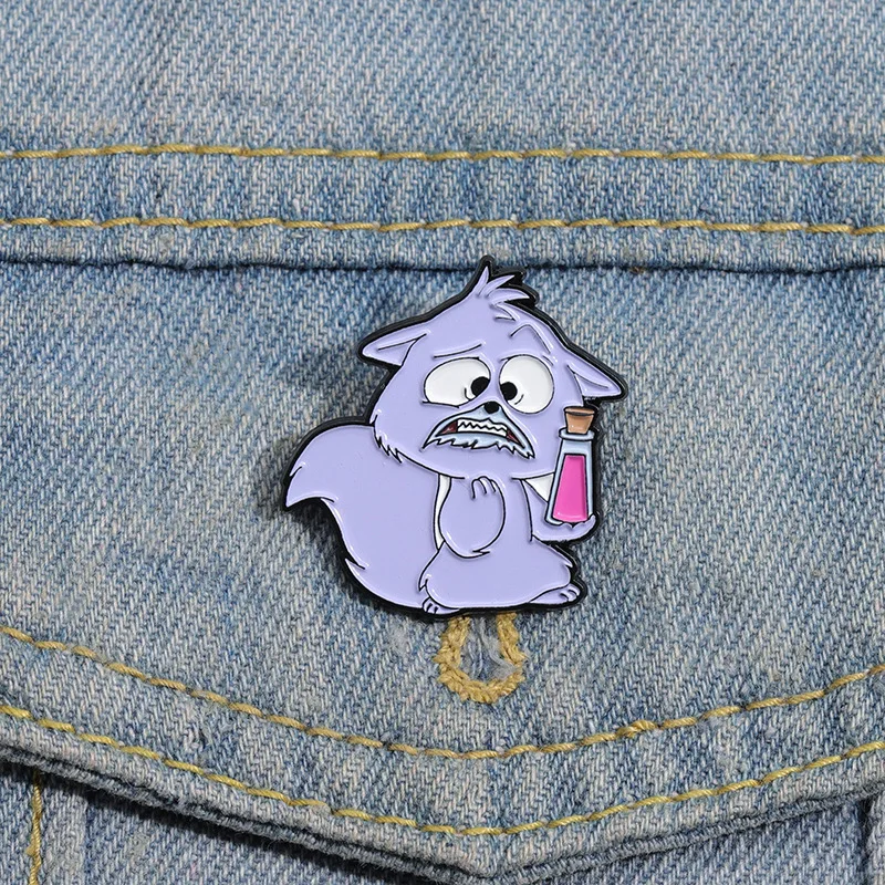 Cartoon animal styling Brooch Personality Purple Squirrel Alloy Badge Bag Clothing Pins accessories wholesale gift to friends