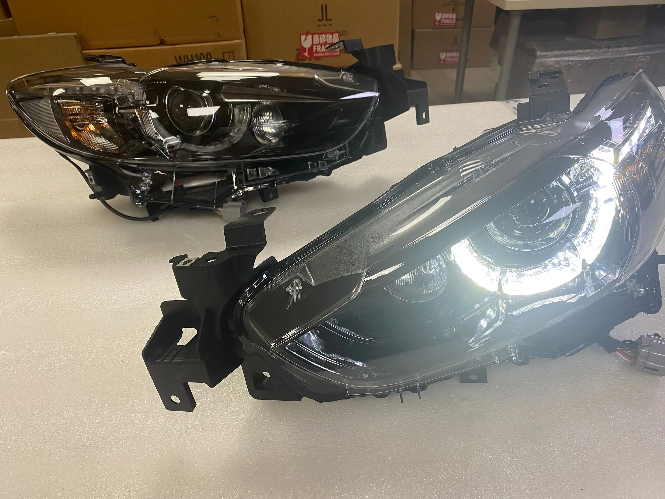 2014-2016 سنة LED مصباح الرأس LED المصابيح الأمامية لمازدا 6 Atenza