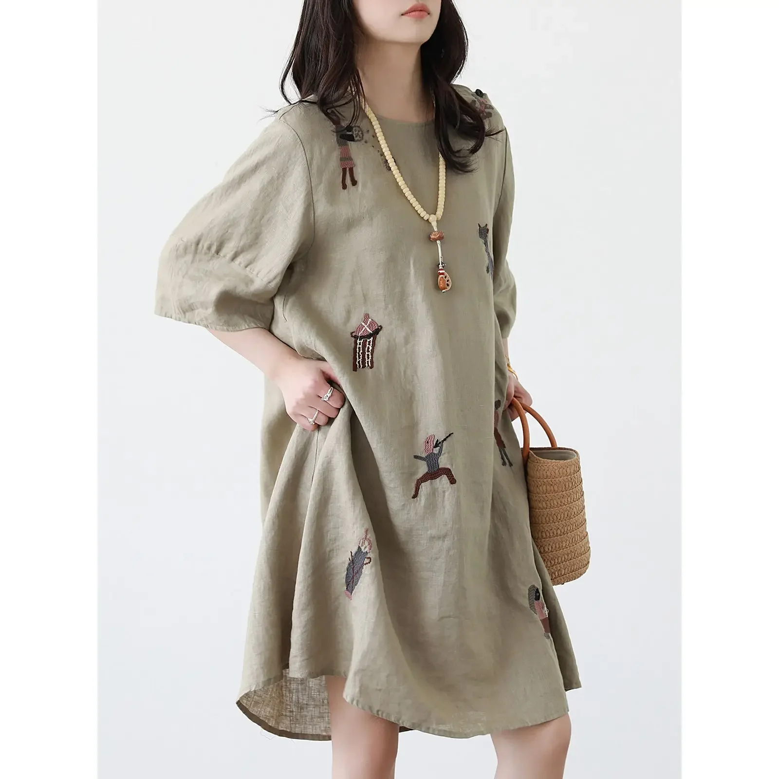 2025年夏新作 レディース Tシャツワンピース 刺繍入り ルーズ オーバーサイズワンピース
