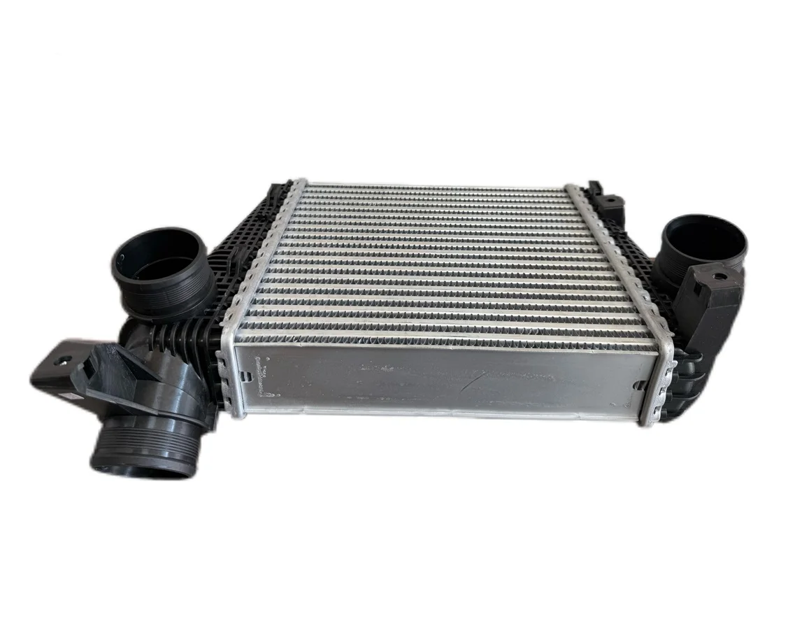 OE 95B145804F 95B145804D 95B145803F 95B145803H high quality automotive parts  intercooler for Porsche Macan 3.0 2019-21 95B