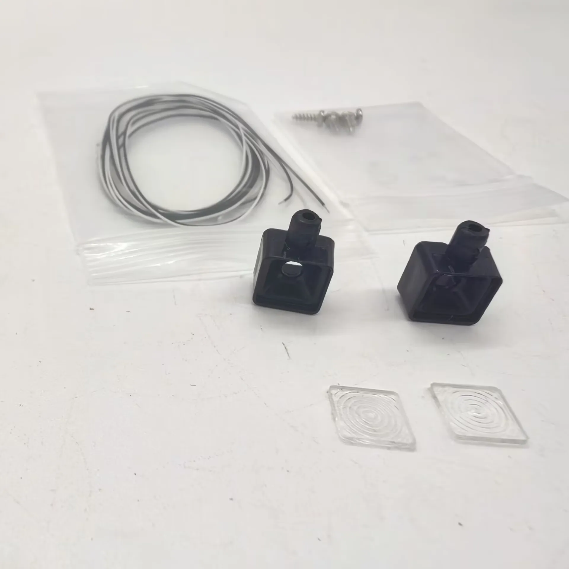 1/14 RC Truck White Spotlight S-1231 Field Palace Trap LED Light Equipment Rack Truck DIY Upgrade Accessory Toy