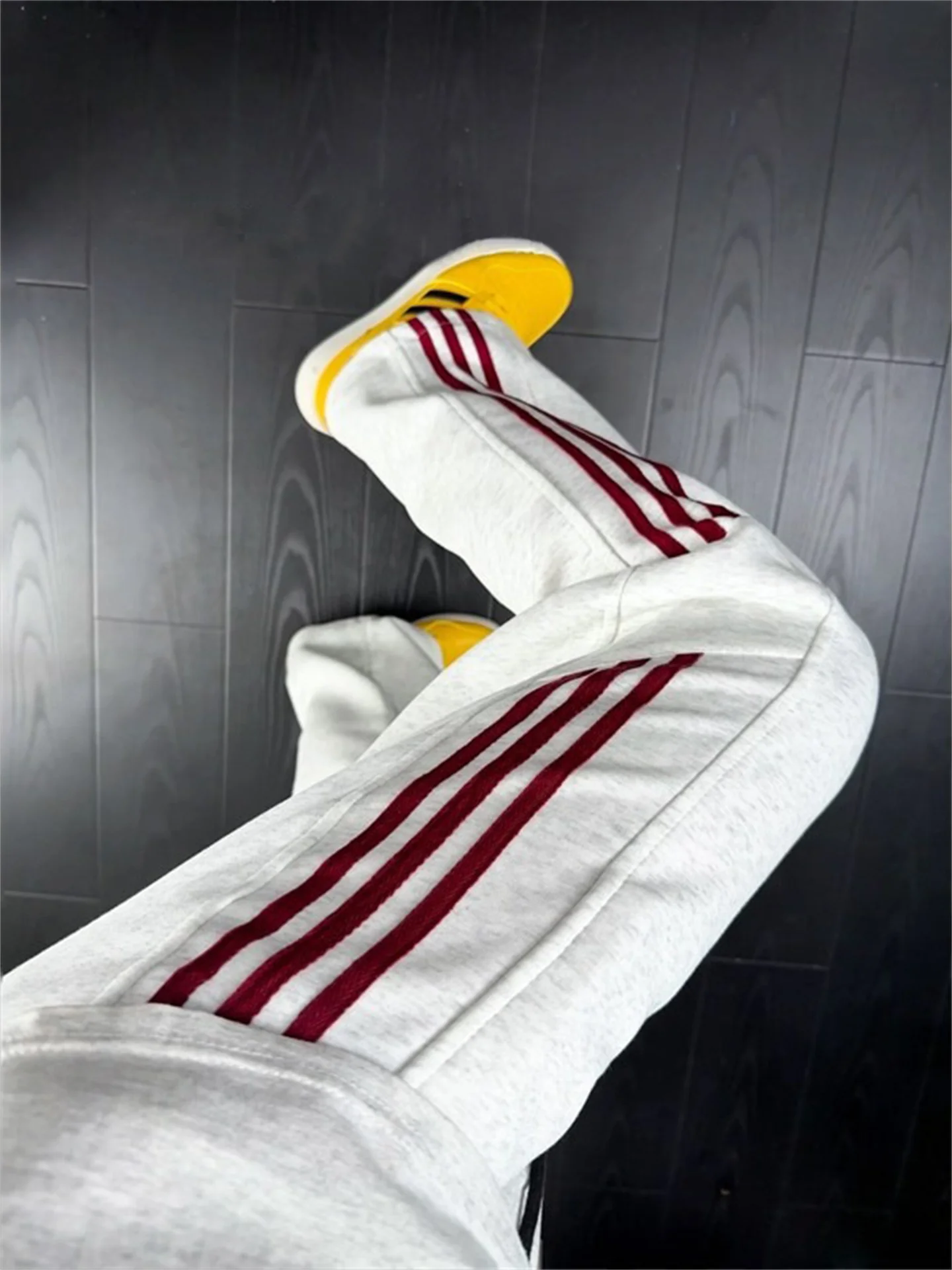 

Loose Straight Leg American Casual Sweatpants for Men with Tee Stripe Pattern Trendy Brand Youthful Summer Sport Long Trousers