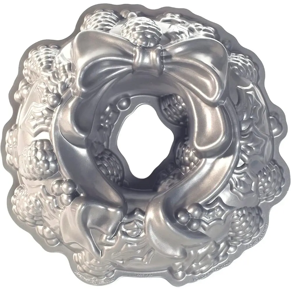 

Platinum day Wreath Bundt Pan