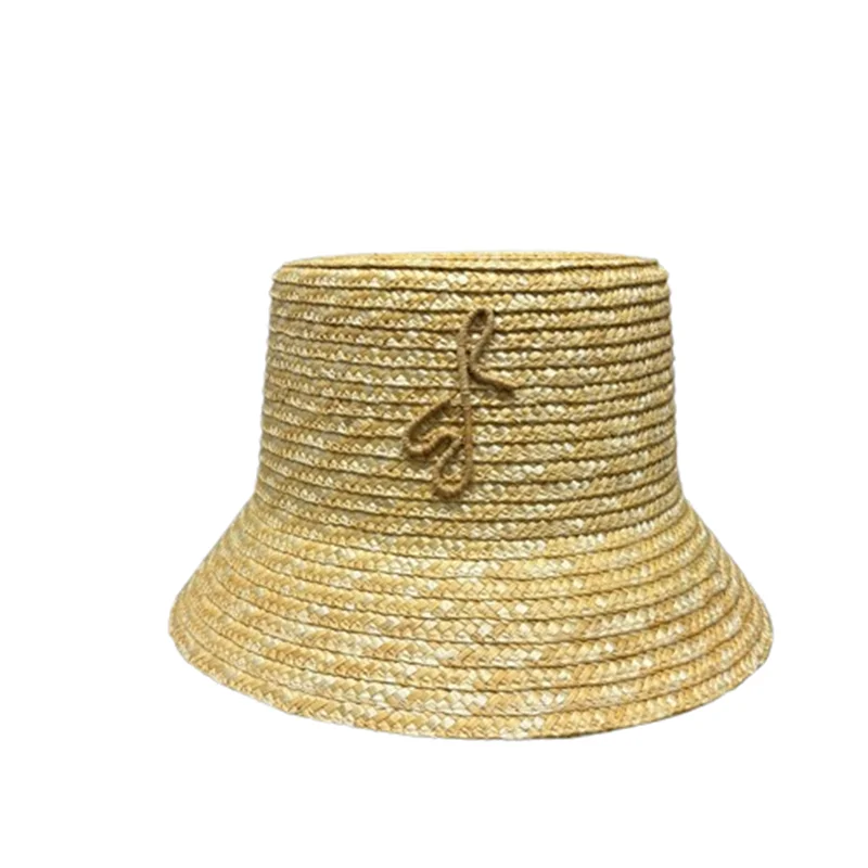 2024 nowy nabytek słomkowy kapelusz dla kobiet kapelusz typu Bucket Trend w modzie zasznurowany kapelusz rybaka letni wypoczynek na świeżym powietrzu kapelusz przeciwsłoneczny — zdjęcie 2