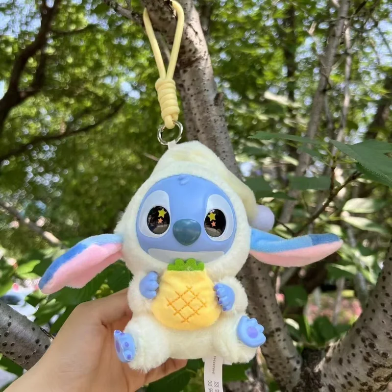 Disney Lilo & Stitch อะนิเมะการ์ตูนไวนิลของเล่นพวงกุญแจตุ๊กตาจี้ตุ๊กตาเหรียญกระเป๋าเป้สะพายหลังเด็กจี้ตกแต่งของเล่น