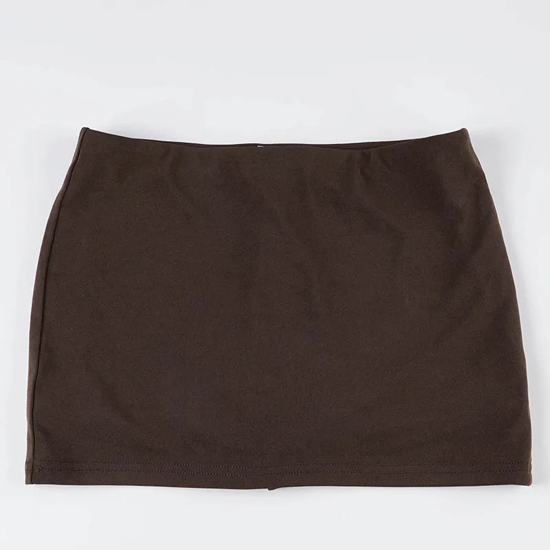 กระโปรงทรงบอดี้คอนแบบเรียบง่าย สไตล์ลำลอง พร้อมกางเกงขาสั้นในตัว ทรงเข้ารูป เอวกลาง กระโปรงสั้นมาก แฟชั่นฤดูร้อนปี 2025 สำหรับผู้หญิง สตรีทแวร์