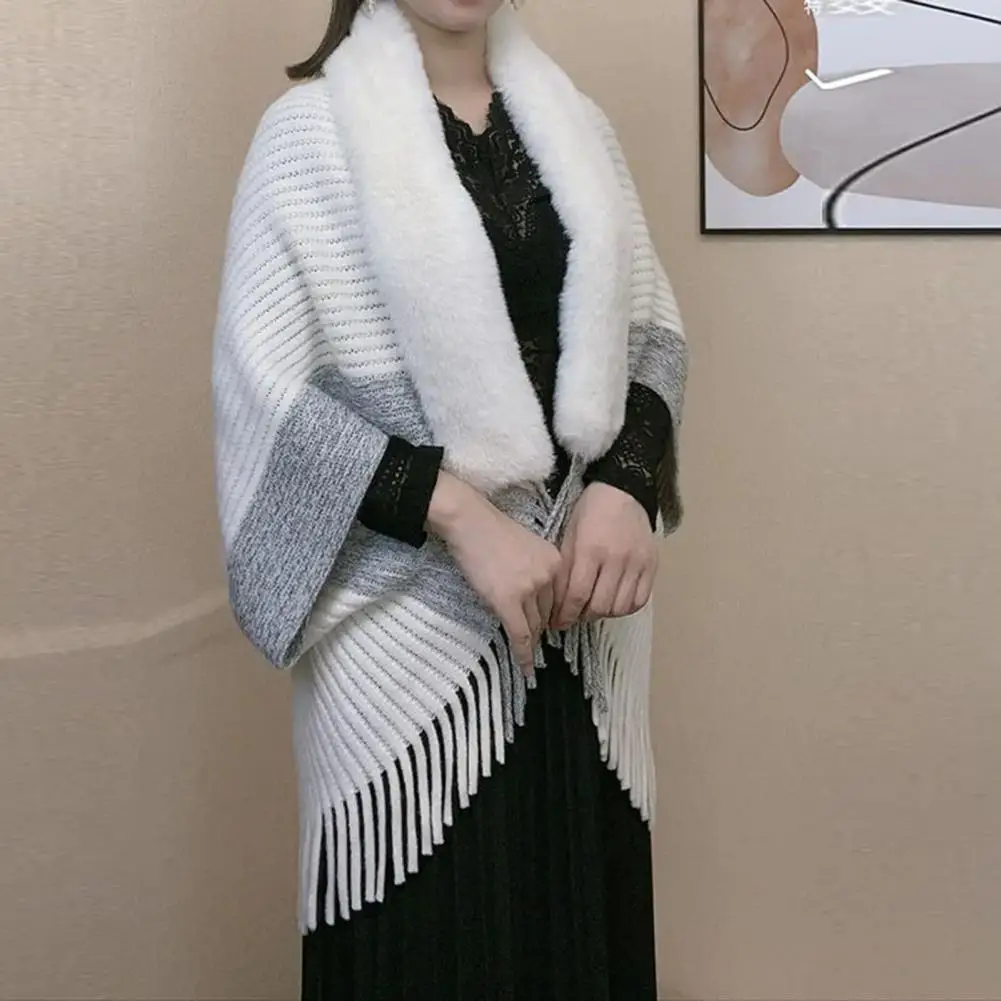 

Winter Women Shawl Knitted Thick Plush Tassel Open Stitch Cardigan Faux Fur Neck Protection Windproof Ponchos Party Cape