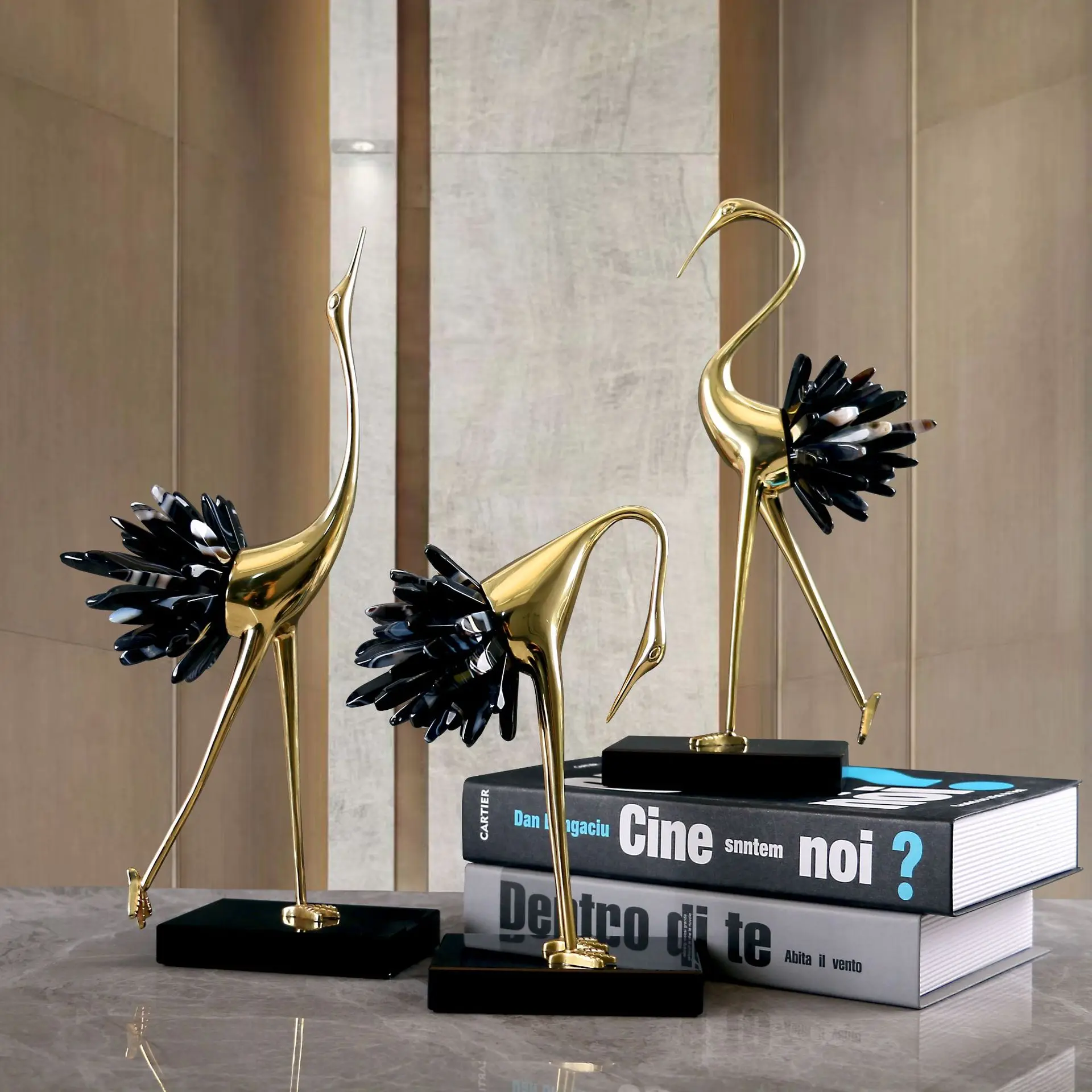 Modern Luxury Golden Crystal Copper Crane Ore Animal Birds Statue Home Living Room Soft TV Cabinet Wine Cabinet Decor