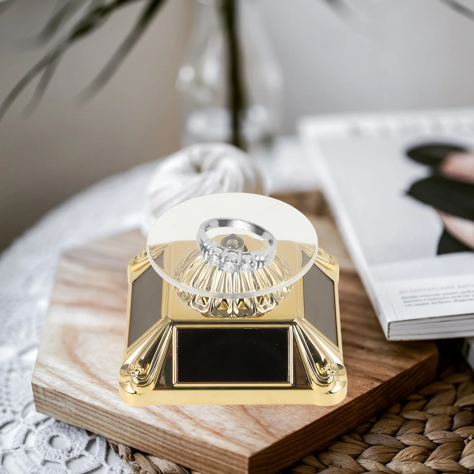 Jewelry Tray Rotating Turntable Display Stand Solar LED Lights Design Spinning Platform for Home Office Store
