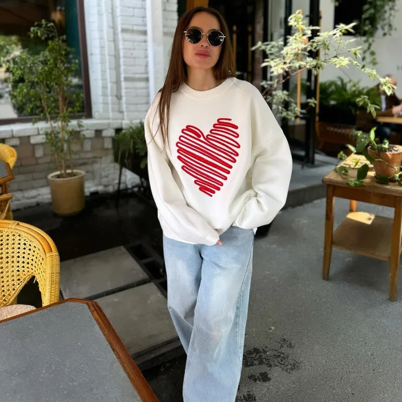

2025 Early Spring Fashion Love Sweater Women's Top Niche Temperament Lazy Style Trendy Style Pullover Female Clothing