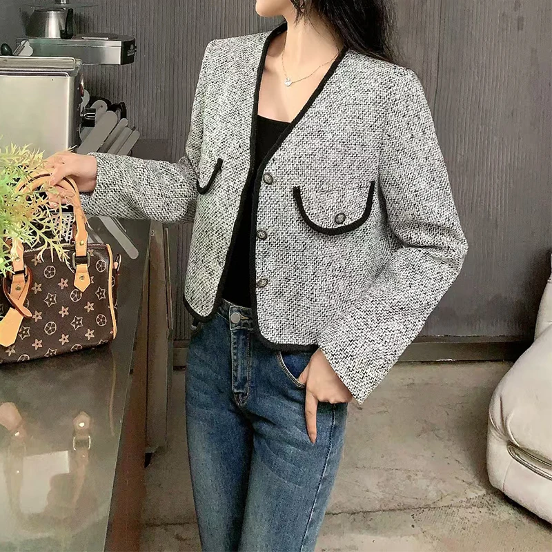 Korean-style High Grade Gray Women's Short Suit Jacket 2024 Autumn and Winter Fashion Elegant Coat V-neck Office Lady Suit Top