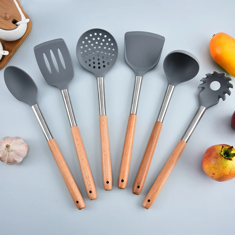 Silikon Küchen utensilien Holzgriff Antihaft-Topf Küchen geschirr Kochset hitze beständige Suppe Löffel Pasta Sieb Schaufel