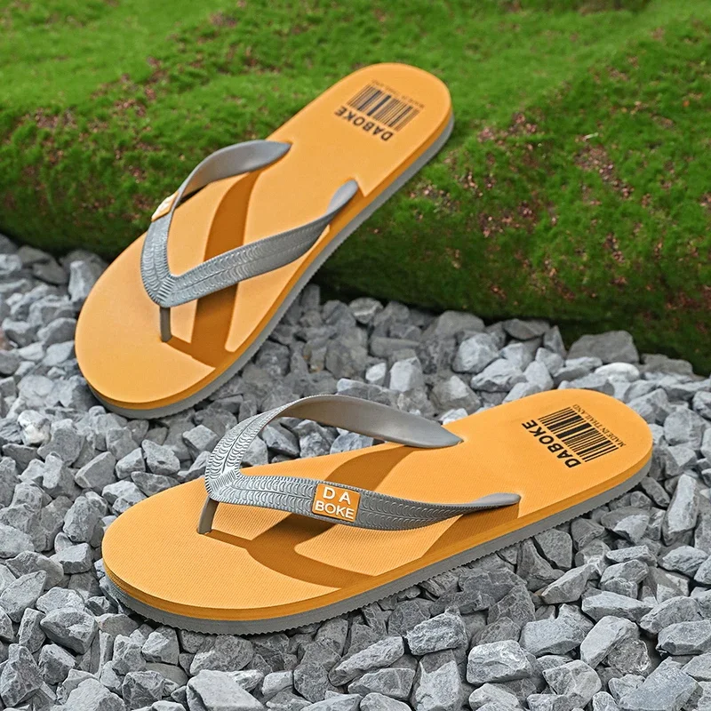 

Summer Yellow Flip Flops For Men Beach Slippers Comfortable Lightweight Casual Slippers Man Outdoor Non-slip Men's Flip-flops