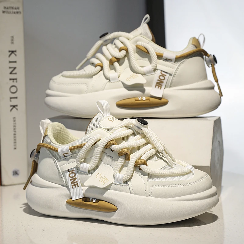 

Children's sports shoes New boys' sports shoes Children's students non-slip board shoes Soft sole cushioned running shoes