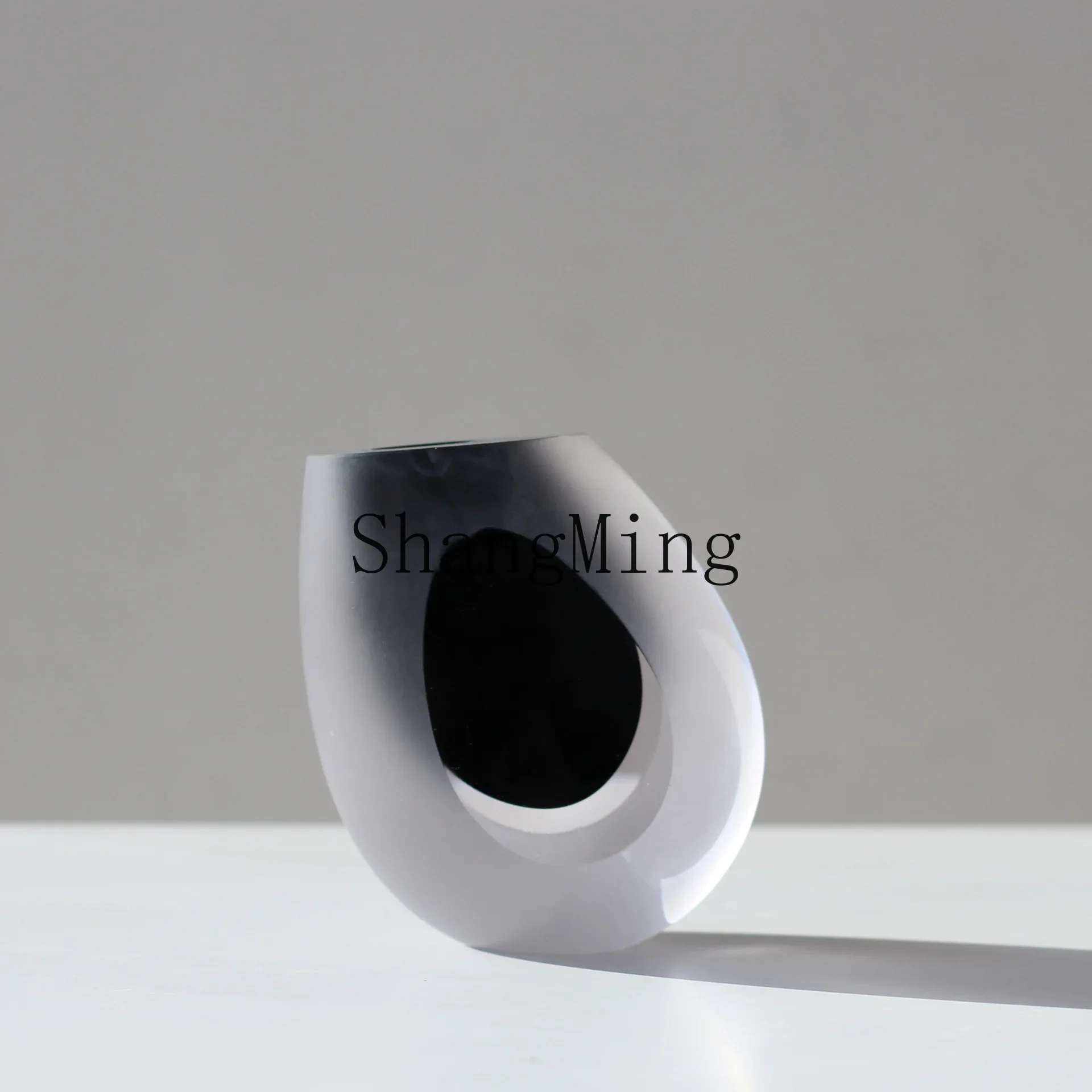 

CL blown thick bottom small mouth color mini ornament wide mouth dining table surface hydroponic black and white vase