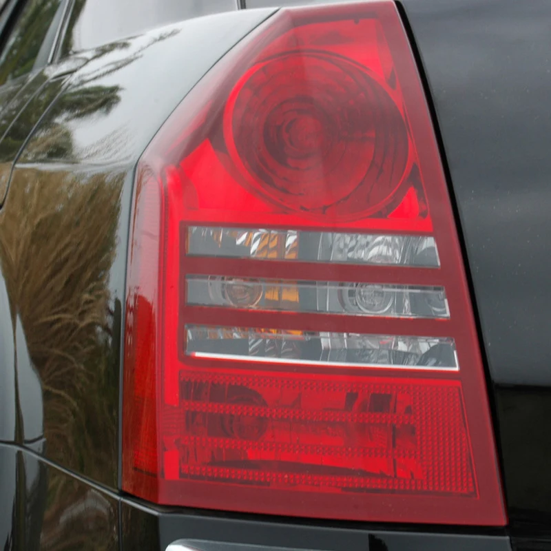 

Новый корпус заднего стоп-сигнала автомобиля 4805853AD 4805852AD для Chrysler 300 300C 2005 2006 2007, крышка заднего фонаря