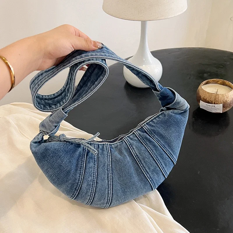 

Zipper Denim Hobos Bags Soft Versatile Interior Compartment Women's Bags on Sale 2024 Fashion Exquisite Commuting Shoulder Bags