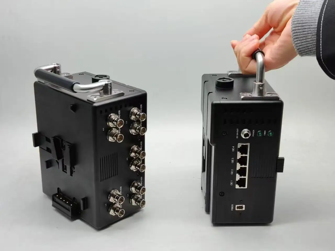 4ch 12G-SDI in  1ch Sdi Out 4ch Ethernet  V mount ST /LC 10km Fiber Optic Transmitter Receiver Converter Extender