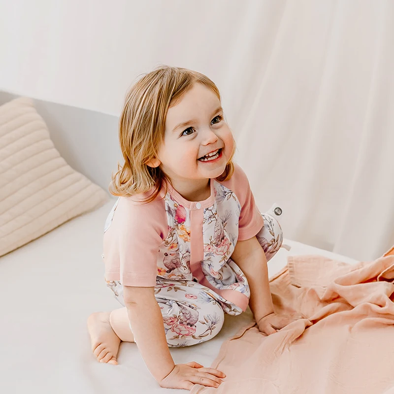 

OUYUN Baby Split-Leg Sleep Sack Summer Thin, Modal Cotton Gauze Wearable Blanket Anti-Kick, Short Sleeve 80-130