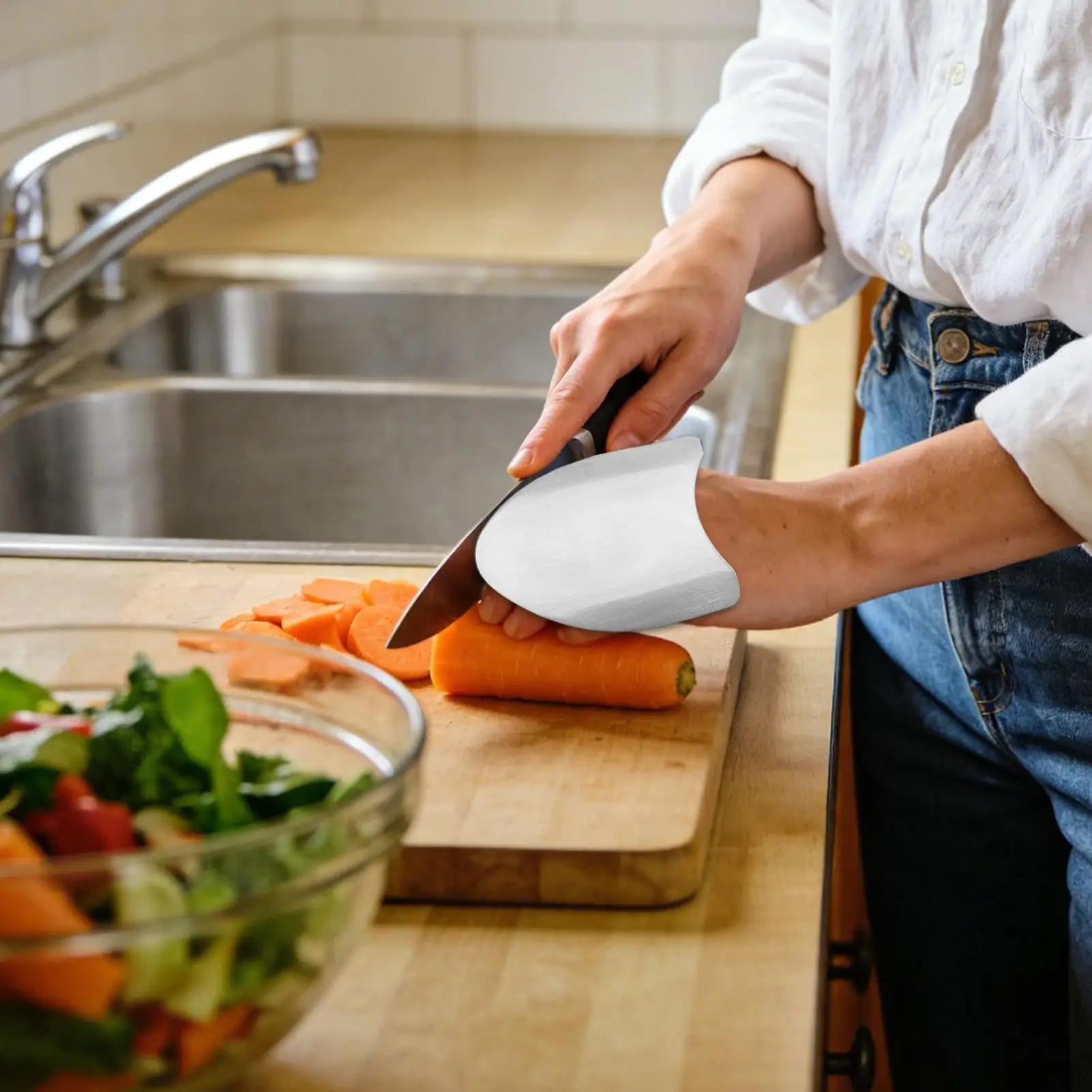 Stainless Steel Finger Guard Safety Cut Vegetables Hand Guard Kitchen Tool Finger Protector Tool Kitchen Tool Accessories
