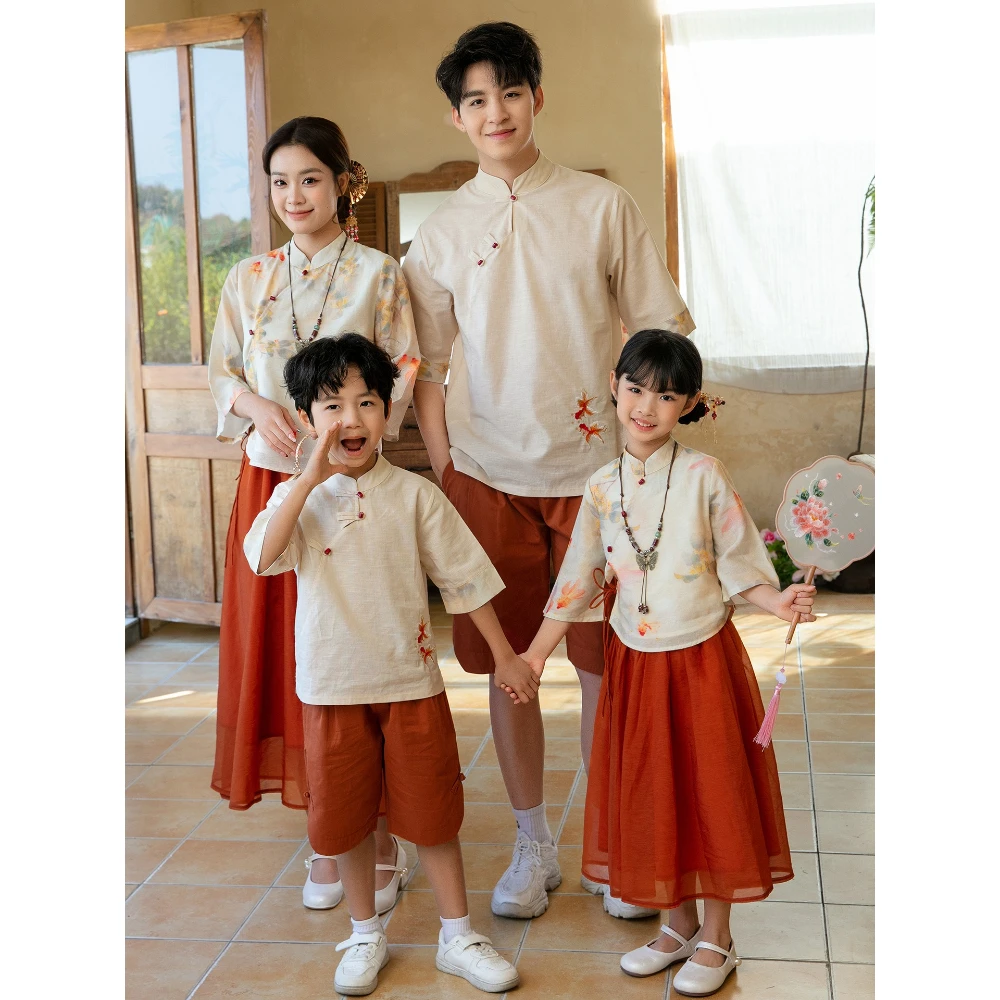 2026 Summer Chinese Style Family Matching Outfits 3P Mom Dad Kids Traditional Floral Top Red Skirt Set for Photoshoot