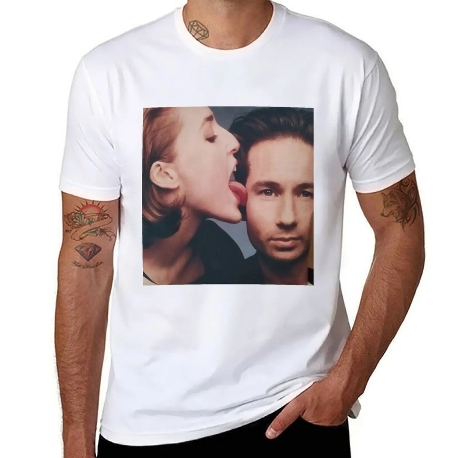 

MULDER AND SCULLY GET DIRTY. X FILES T-Shirt man t shirts high quality luxury brand man t shirt heavy cotton T-Shirt