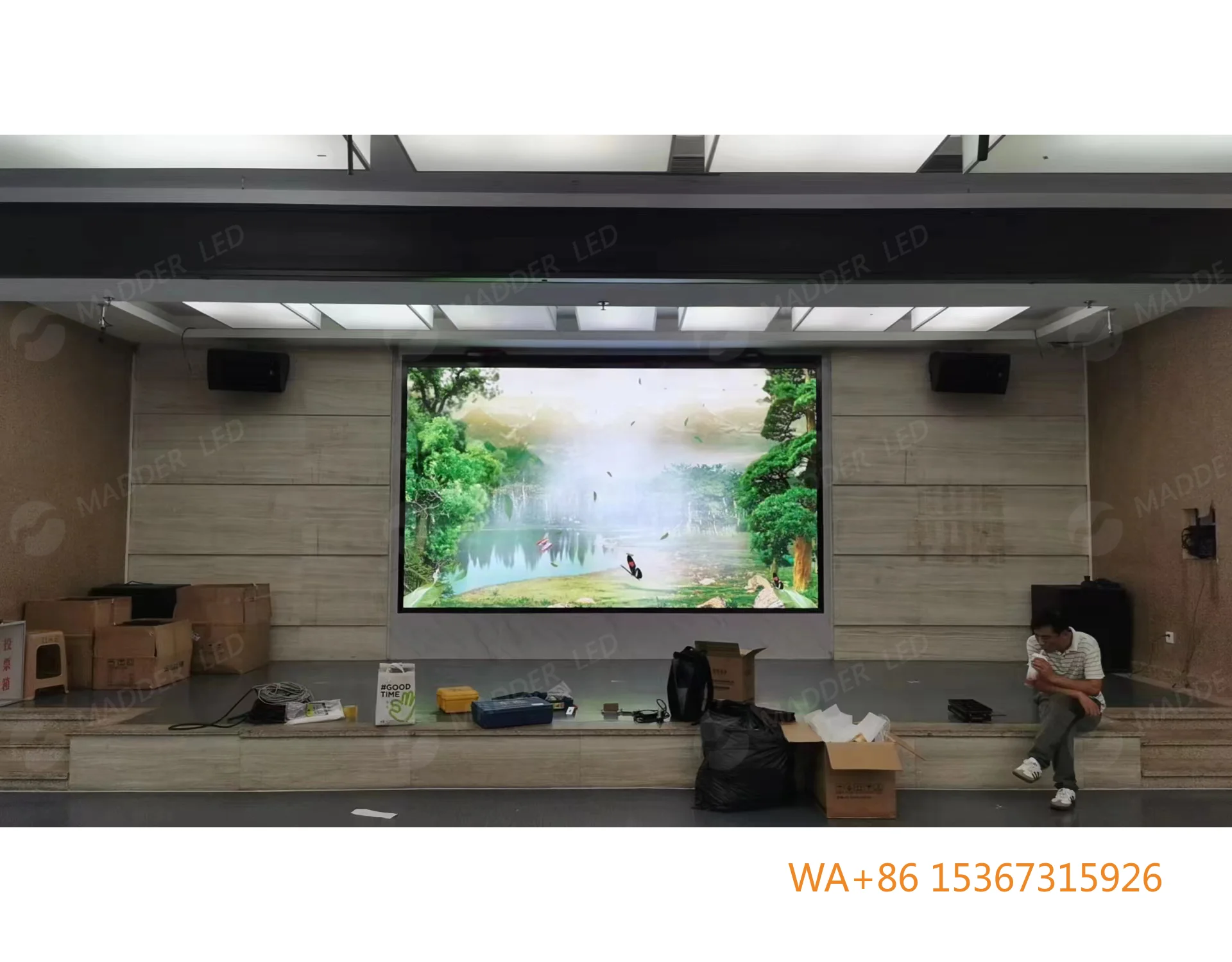 

4K HD LED Video Wall 2.5mm Pixel Pitch Indoor Display for Stage Party Retail Store