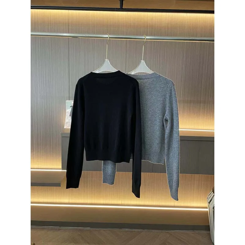 سترة صوف 100% بتصميم كلاسيكي كاجوال وبسيط