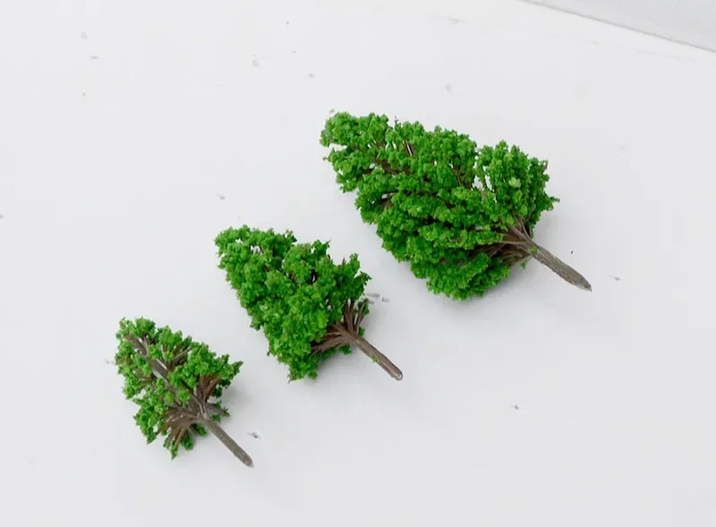 5/10PCS 3CM-14CM Mini Tree Sand Plate Road Park Railway Sence Play Model
