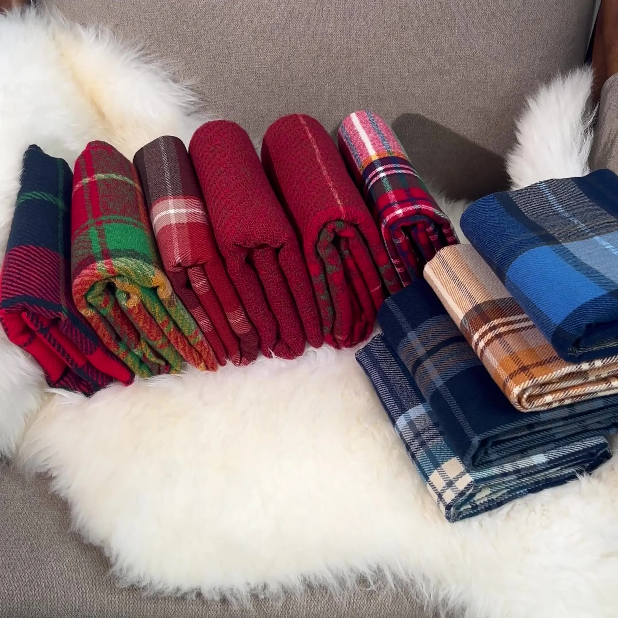 Women's Fashion Scottish Style Tartan Warm Scarf Plaid Soft Long Wrap Shawl Christmas Valentine's Day for Girlfrend Wife Mom