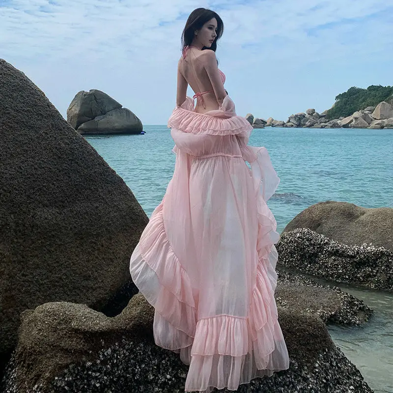 Wear high-end clothes suitable for going to the beach for vacation, take pictures, skirts, temperament cardigan skirts