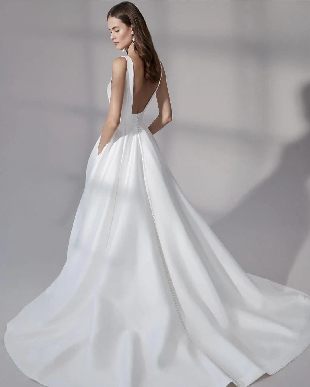 Robe de mariée simple avec poche, ligne A, longueur au sol, personnalisée sur mesure, superbes patients, quel que soit le dos nu, 2024