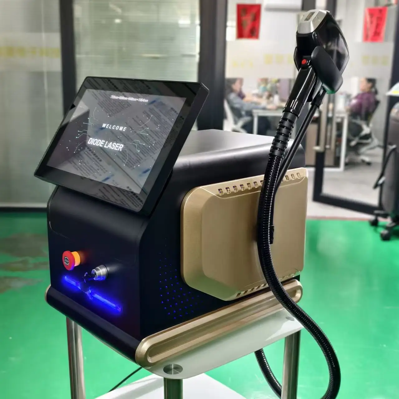 

4500W 940nm 808nm Diode Laser Hair Removal Permanent Alexandrite Laser 755nm 808nm 1064nm Diode Laser Hair Removal Machine