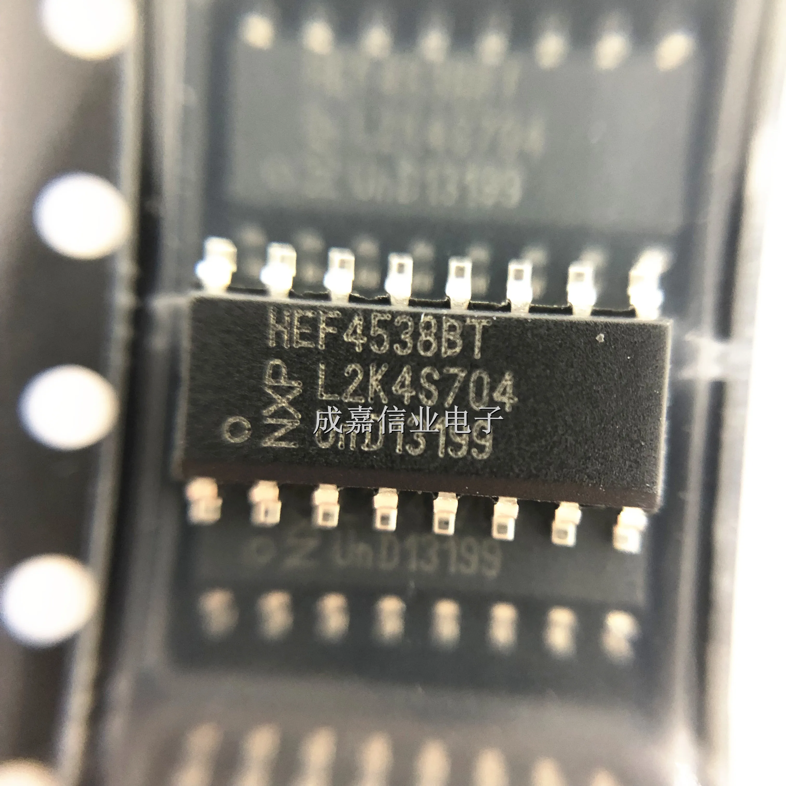 10pcs/Lot HEF4538BT,653 SOP-16 HEF4538BT Monostable Multivibrator 3V -15V Operating Temperature:-40C-+85C