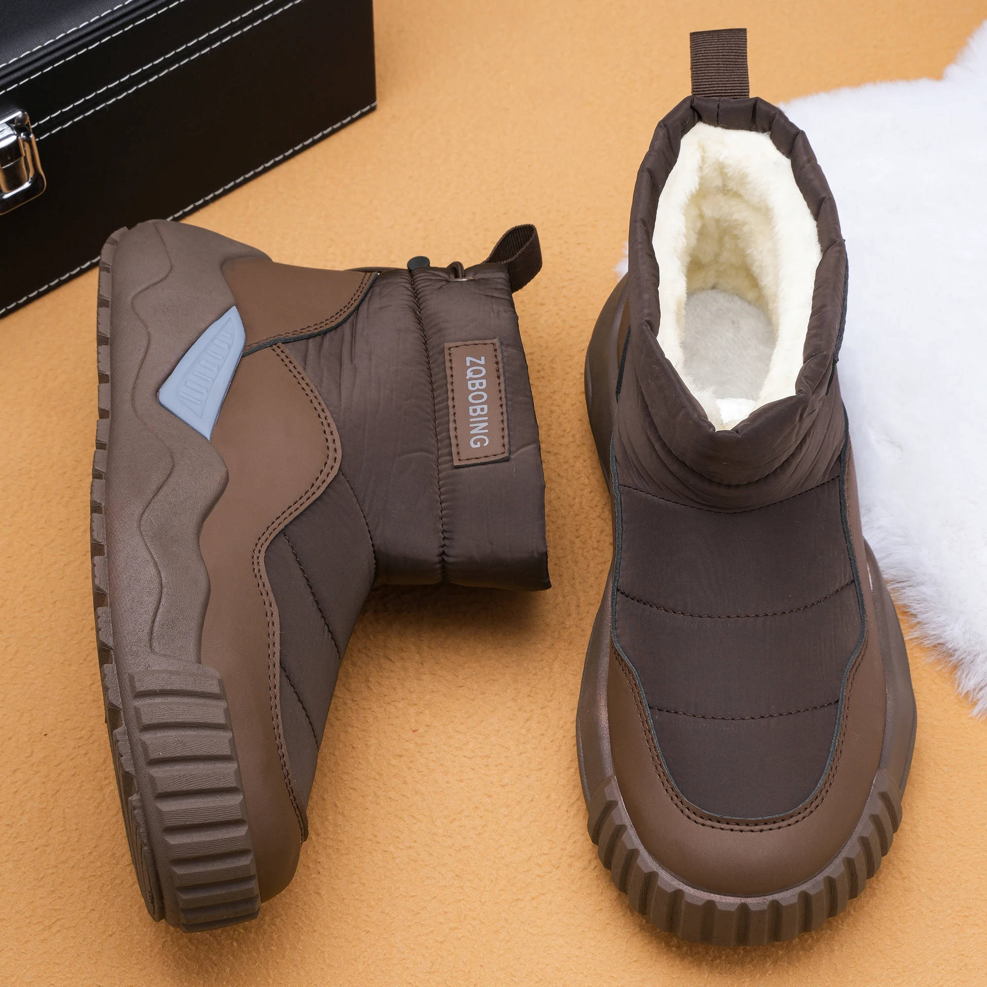 Neue Winterstiefel im Plüsch-Warmstil, Größe 39-48, große Größen, braun-schwarze Schneestiefel für Herren, vielseitige Herrenstiefel, verdickte Baumwollschuhe, trendige Outdoor-Herrenschuhe. – Detail 6